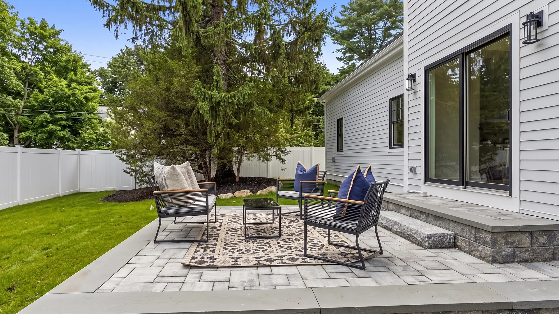 Paver patio